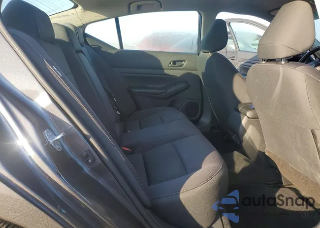 1N4BL4BV0RN306489: 77131815