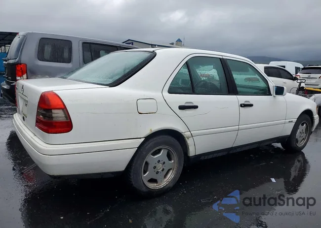 WDBHA28E0VF550734: 76777305