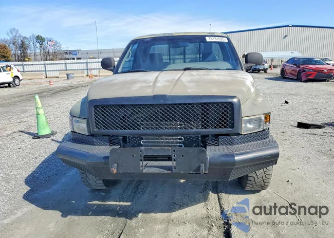 3B7HF13Z4VG743510: 78131625