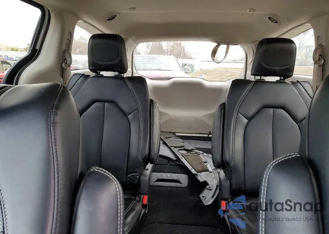 2C4RC1BGXPR625021: 79008515