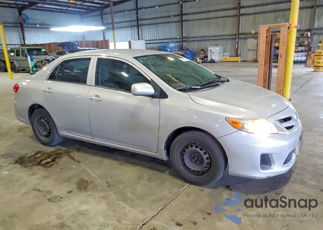 2T1BU4EE2DC968444: 79074775