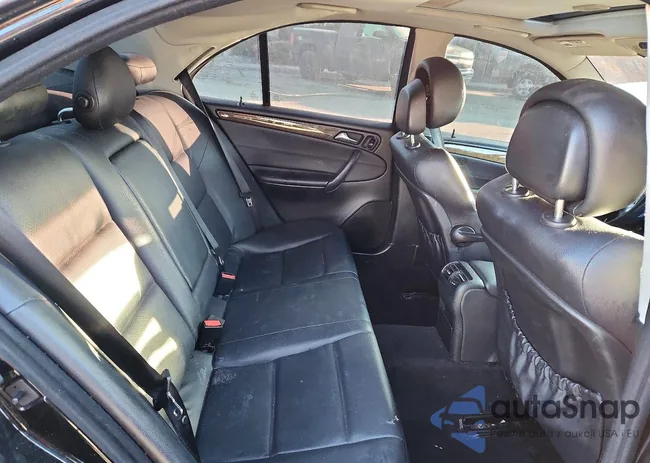 WDBRF52H37F887539: 77231695