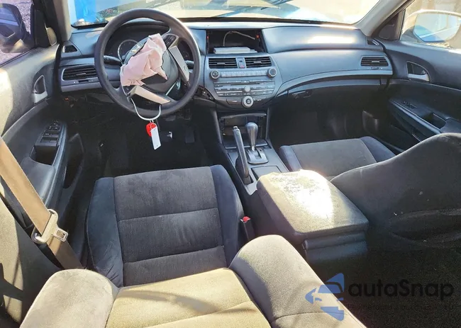 1HGCP2F32AA179726: 75871865