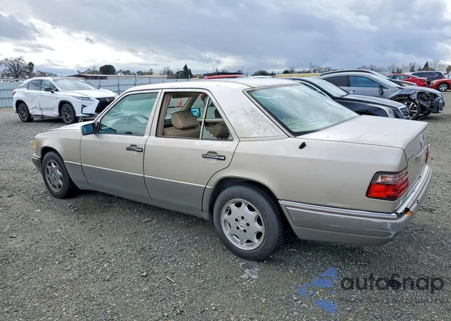 WDBEB31E0SC072165: 77954405