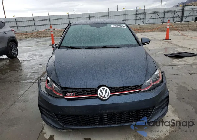 3VW5T7AU8LM008398: 74925055