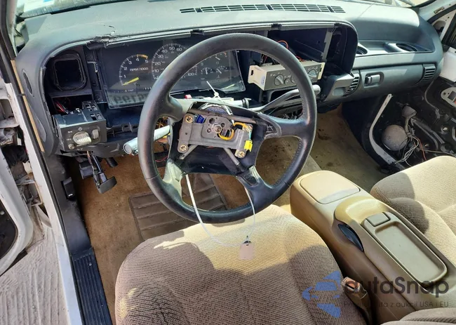 2GCEC19K5S1295868: 77919975