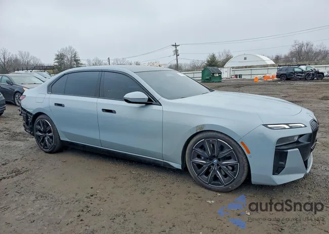 WBA33EJ04PCN06517: 76629955