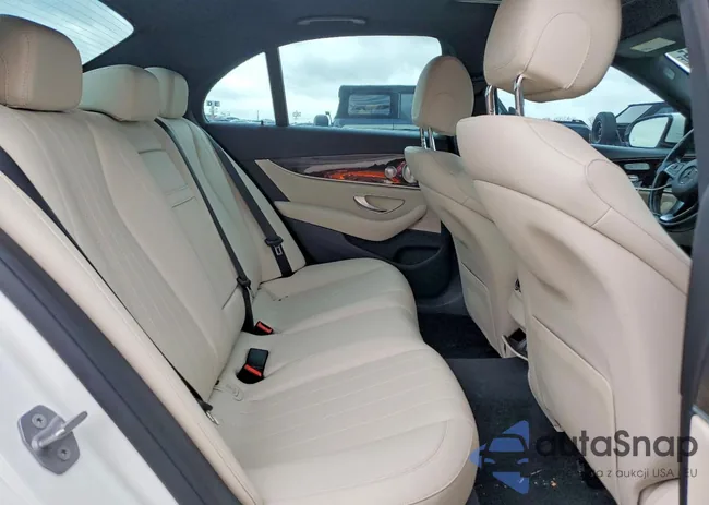 WDDZF4JB6HA175362: 77601815