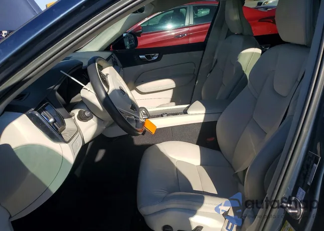 YV4L12RN0P1272666: 76270295