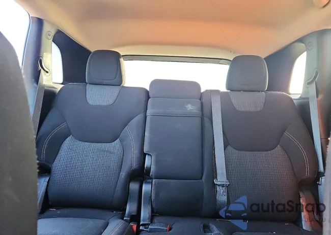 1C4PJMCS7GW271273: 77178835