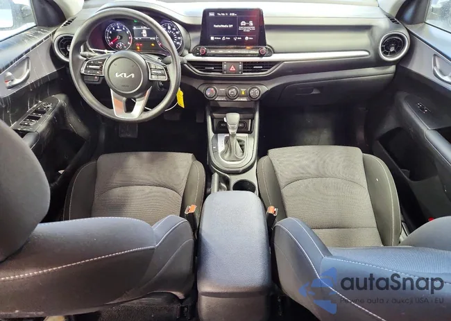 3KPF24AD7RE723944: 78174875