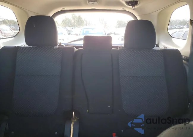 JA4AD2A3XHZ063377: 77077075