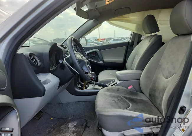 JTMBF4DV3AD028194: 79365155