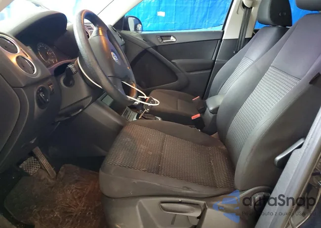 WVGBV7AX0AW532227: 75655815