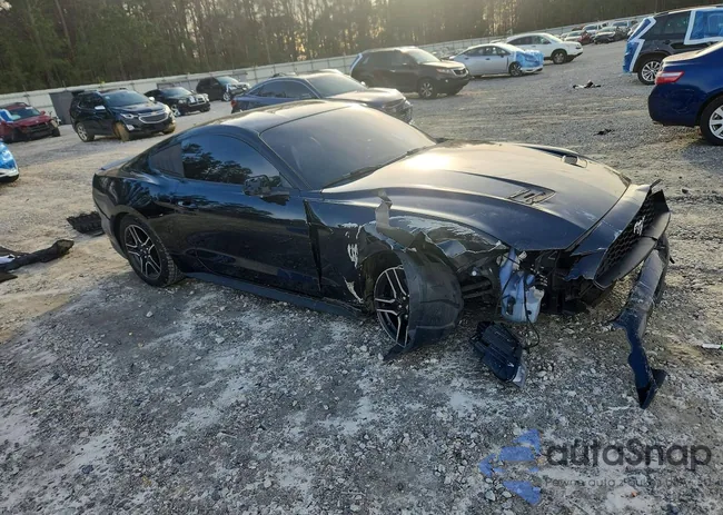 1FA6P8TH1J5158735: 77920525