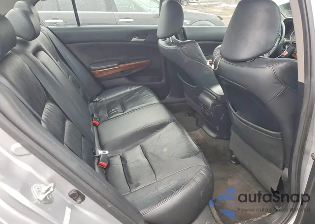 1HGCP2F89BA012003: 75189355