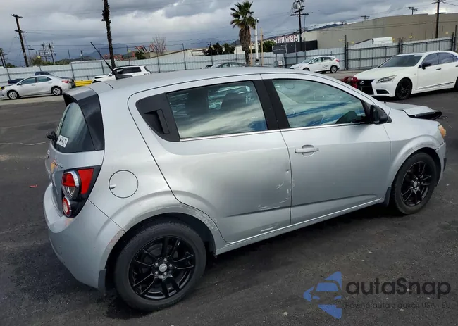 1G1JC6SG4D4168983: 77914805