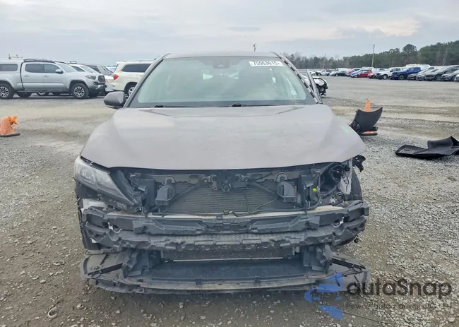 4T1G11AK8NU076272: 75963615