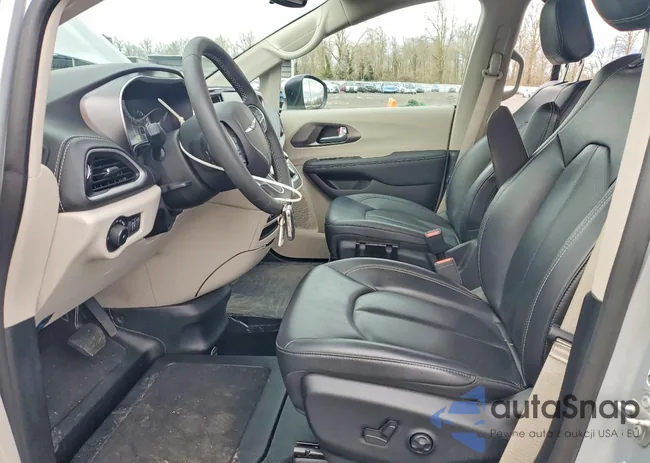 2C4RC1BG8PR561724: 76674205