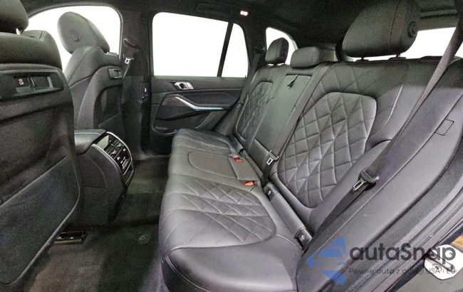 5UXCR4C00P9P50900: 78470825