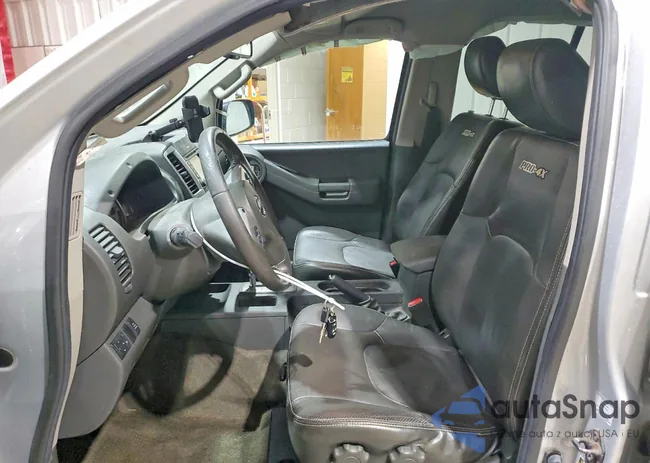 5N1AN0NW3DN816045: 76916195