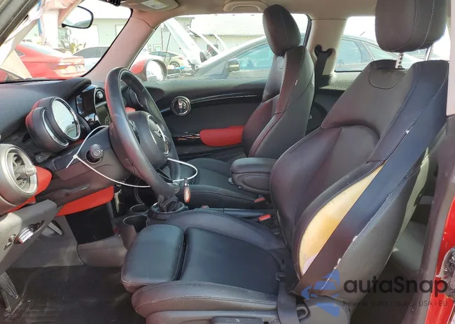 WMWXP7C56F2A39554: 77119005