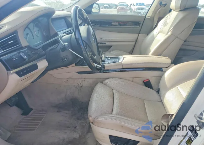 WBAKC6C53CC397231: 77215755