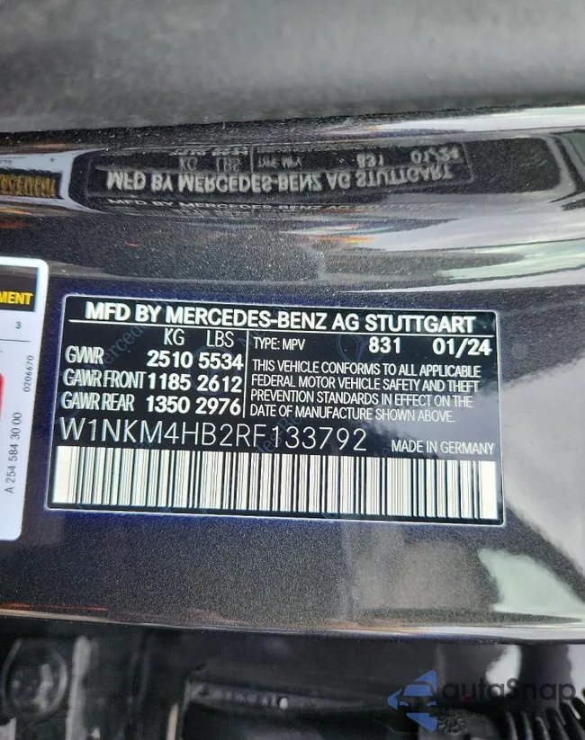 W1NKM4HB2RF133792: 77183335