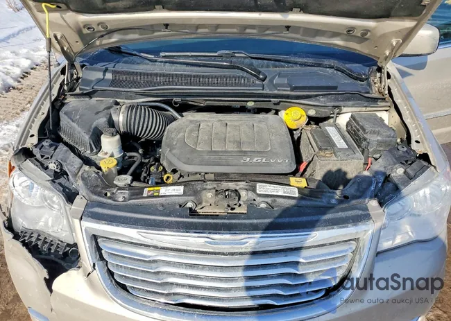 2C4RC1BG8ER375632: 77510555