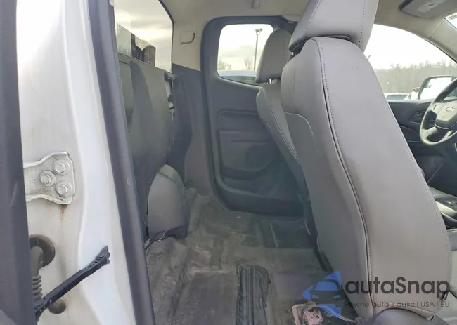 1GCHSBEA4H1183760: 75931795