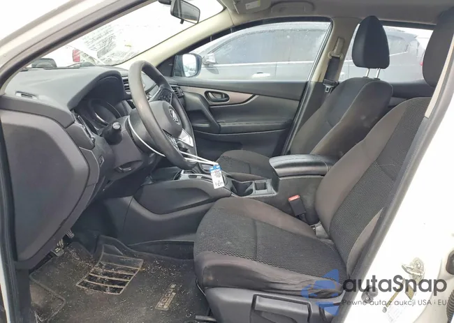 JN1BJ1CP7JW181832: 77646765