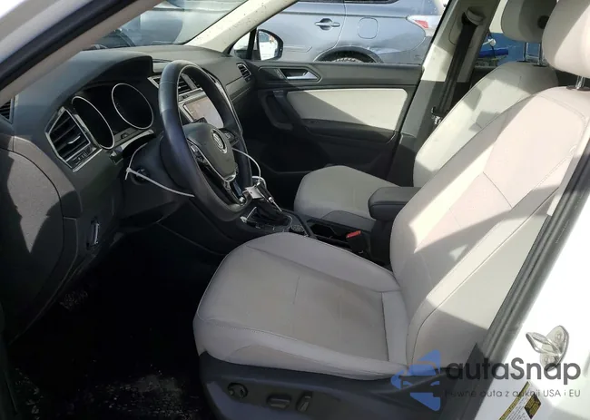 3VV2B7AX5KM052345: 79376115