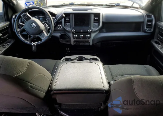 3C6UR5CL4RG117090: 77508105