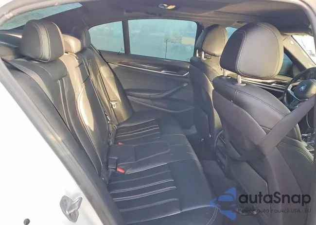 WBAJB1C58JB084616: 77198075