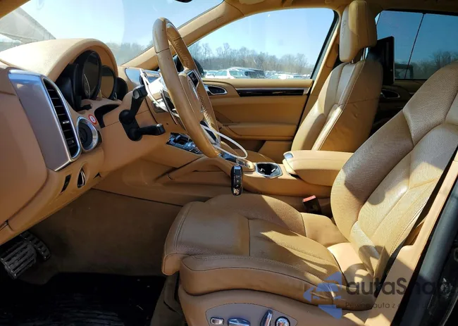 WP1AE2A26HLA72671: 79040985