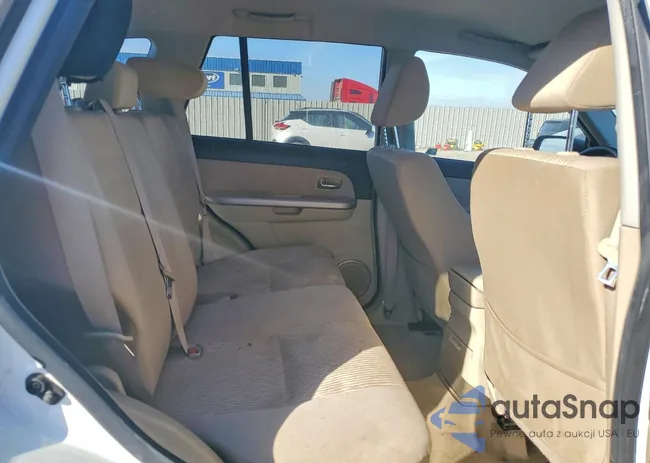 JS3TD0D6XD4100204: 77128425