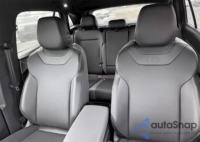 1V25MPE82PC020940: 77728065