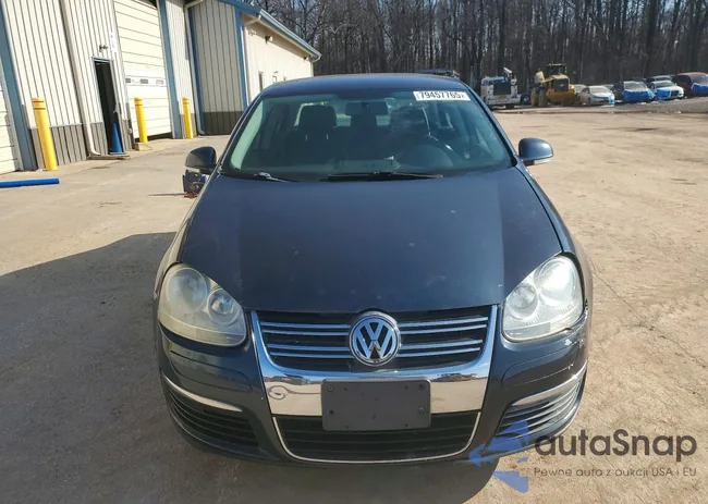 3VWRZ71KX9M090657: 79457765