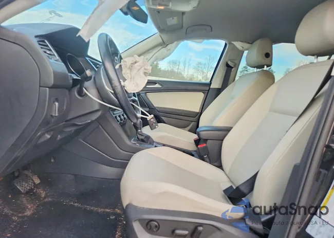 3VV2B7AX3KM043871: 78640335