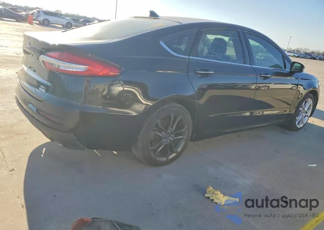 3FA6P0CD1LR110926: 78557355