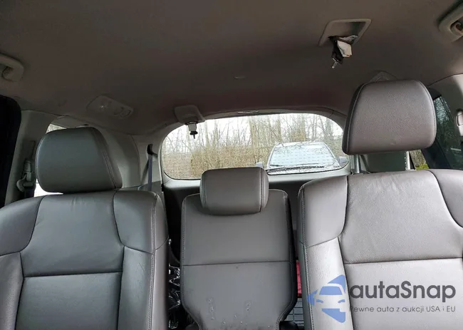 5FNRL5H63FB011816: 76831835