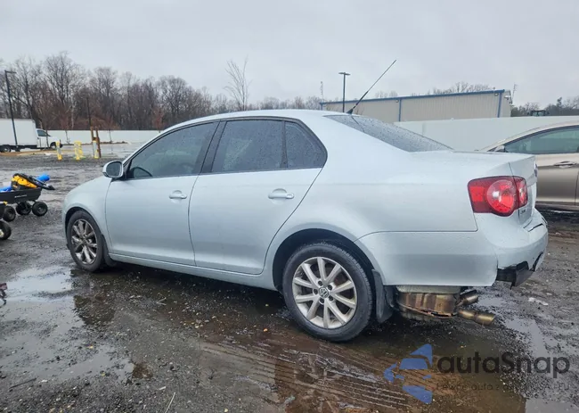 3VWAX7AJ5AM098762: 77921295