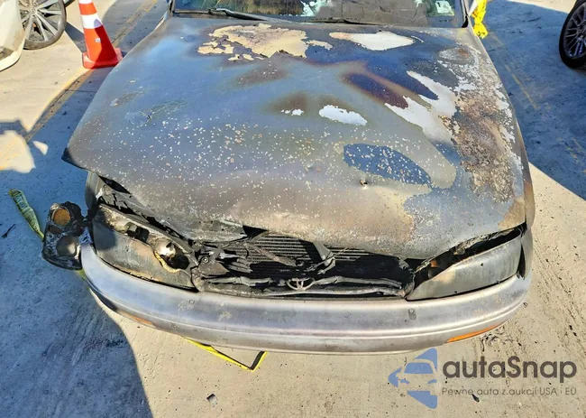 4T1SK12E4SU599882: 77225085