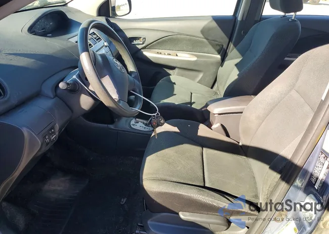 JTDBT4K33A1358994: 77173405