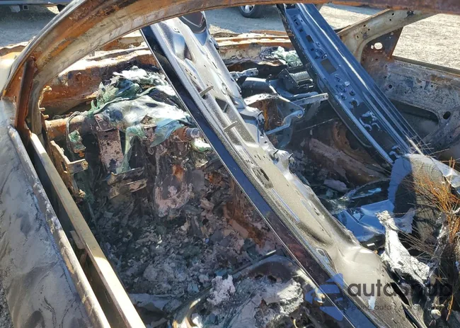 1HGCR2F39GA107585: 78864355