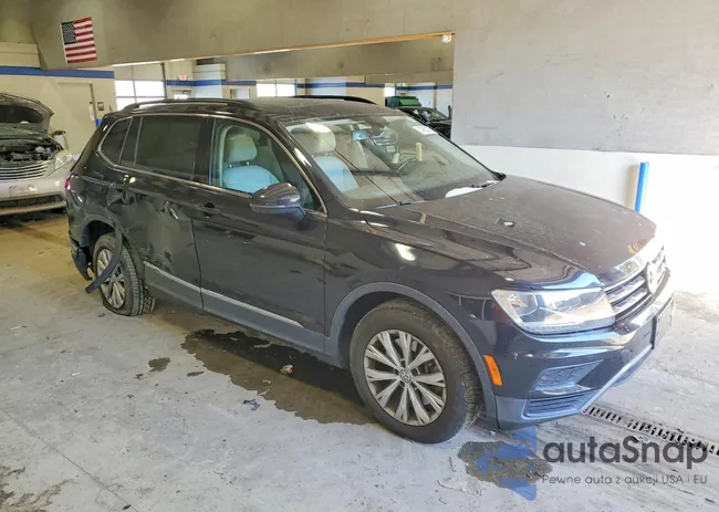 3VV3B7AX5JM138290: 74982035