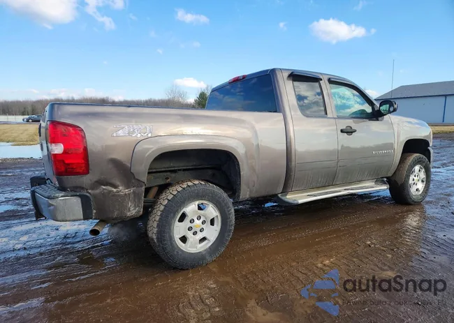 2GCEK19J981290725: 78452715