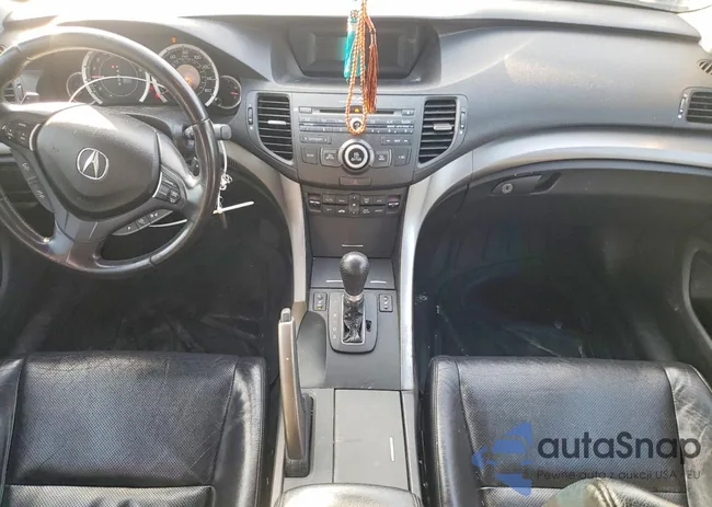 JH4CU26609C018016: 77737505