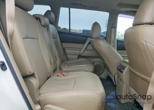 5TDBK3EH7CS140647: 77746175