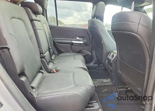 W1N4M4HB7LW033090: 77348615